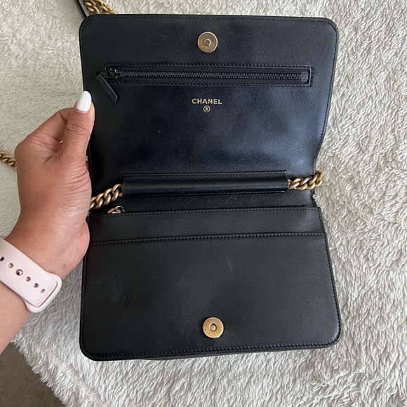 Chanel Boy Bag WOC - Picture 9 of 13